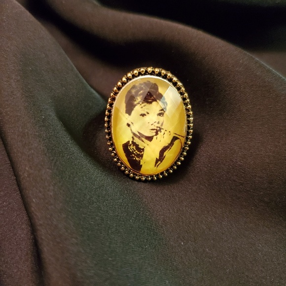 Jewelry - Adjustable Audrey Hepburn Ring